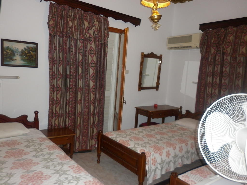 Miramare Hotel Lakkíon Room photo