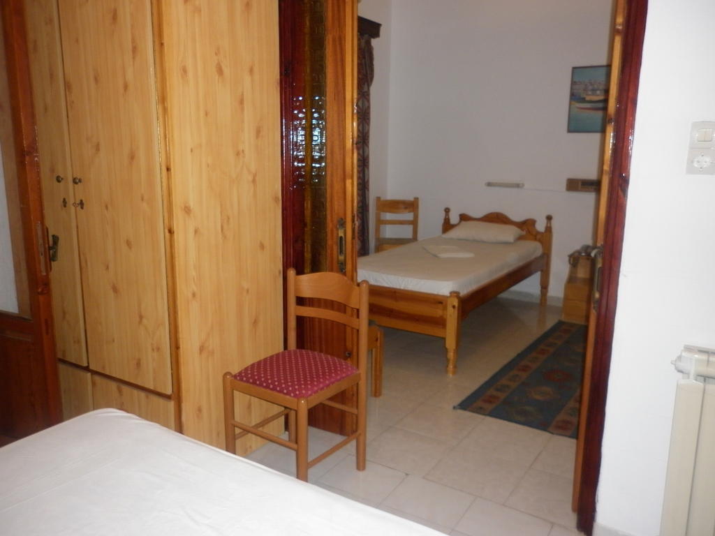 Miramare Hotel Lakkíon Room photo